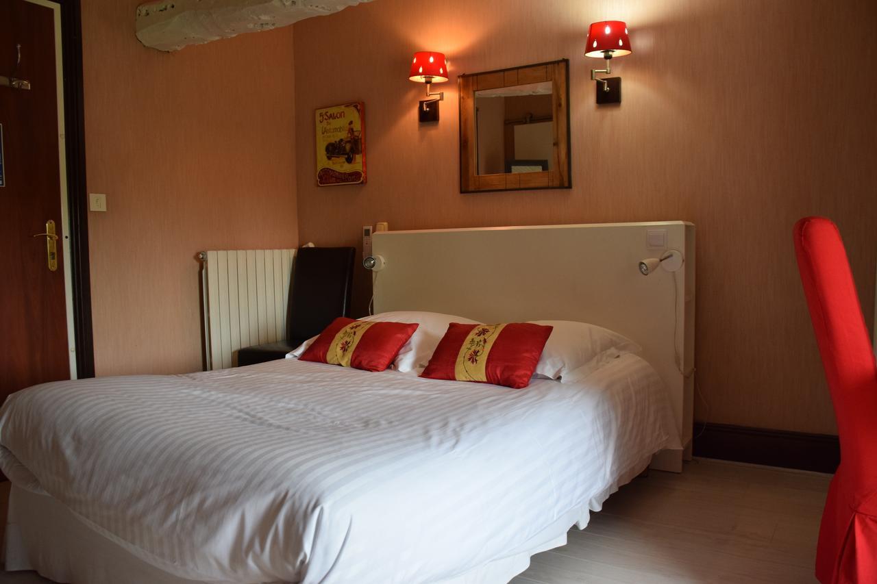 Logis Domaine Du Prieure Hotel Tonnay-Boutonne Exterior foto