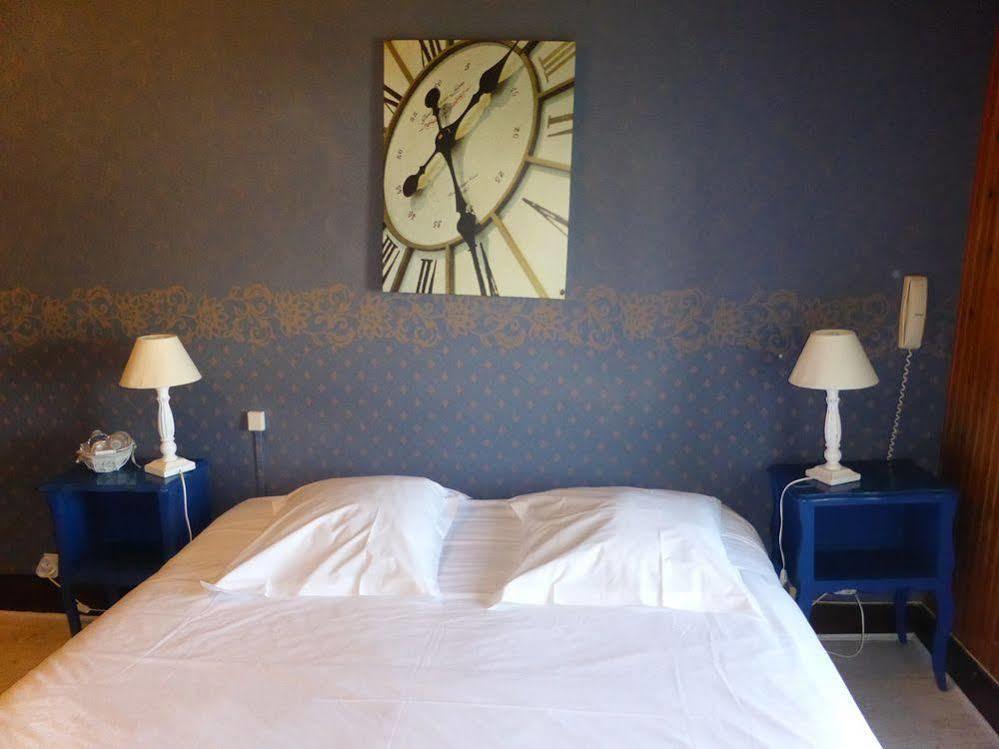 Logis Domaine Du Prieure Hotel Tonnay-Boutonne Exterior foto