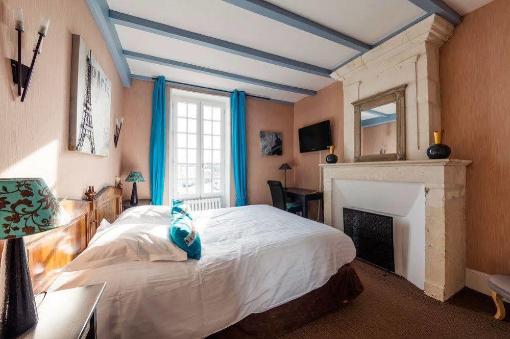 Logis Domaine Du Prieure Hotel Tonnay-Boutonne Exterior foto